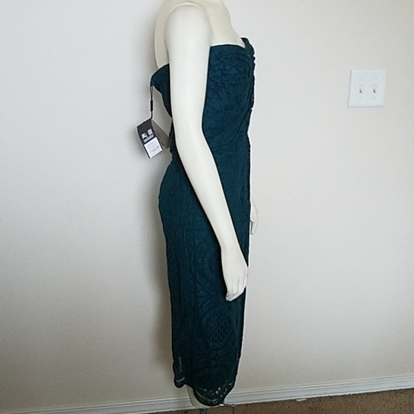 Burberry  London  dress - Picture 3 of 5